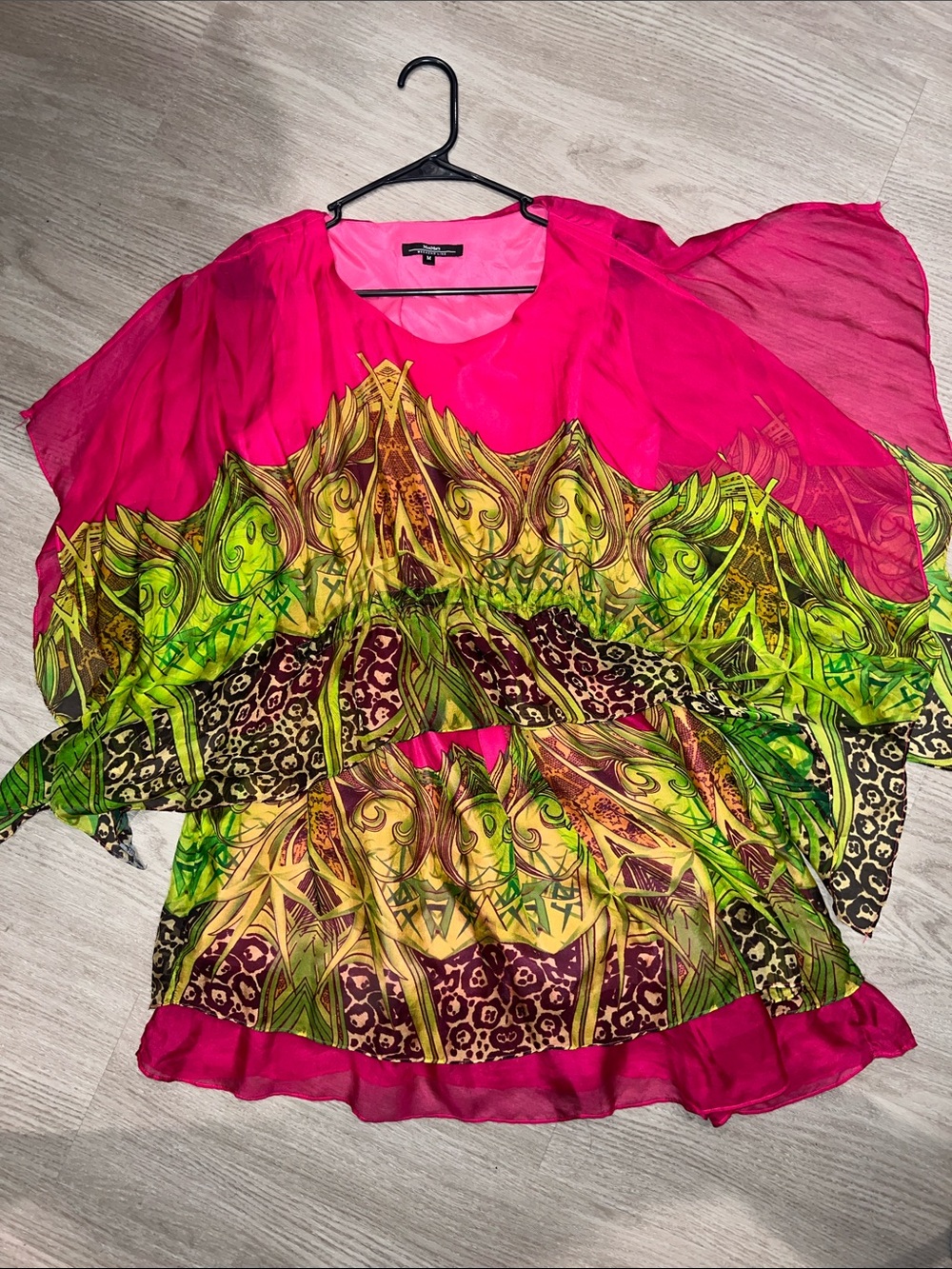 MaxMara Weekend Line Hot Pink Tropical Indie Sleeze Silk tiered flowy mini dress